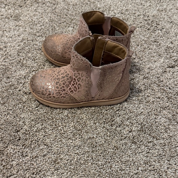 Stride Rite Leopard Boots - Picture 3 of 5